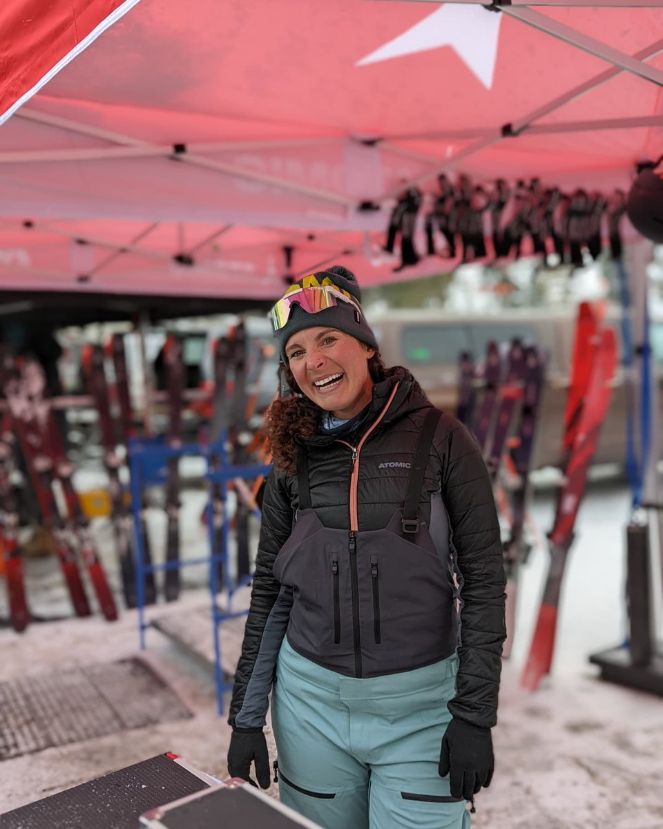 ChristySports's tweet photo. Huge thanks to everyone who came out for our Demo Day @LovelandSkiArea We hope you had as much fun as we did and that you found some epic new gear β·οΈπ check out some highlights from today π€©
.
.
#skiseason2021 #newgear #demoday #snowboarding #snowsports #steptoutside https://t.co/NDK8GQgUvT