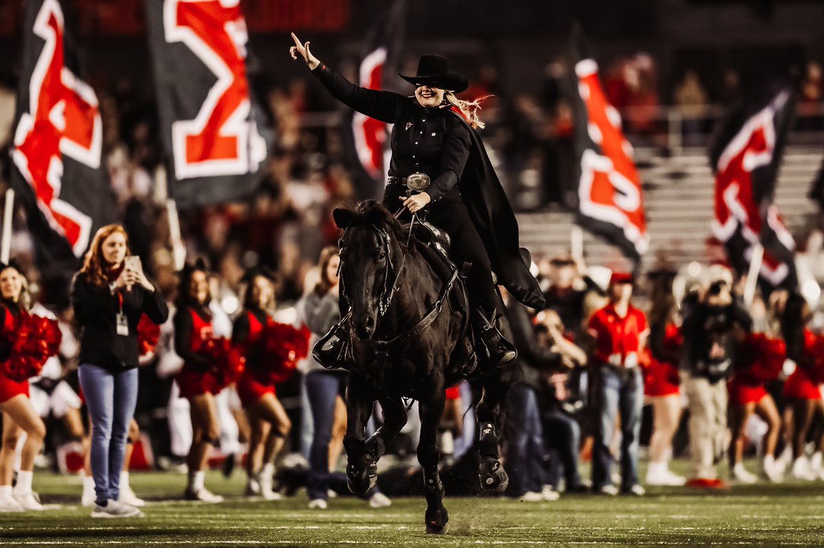 TexasTechFB's tweet image. 𝐈𝐜𝐨𝐧𝐢𝐜

❤️ Fearless Champion