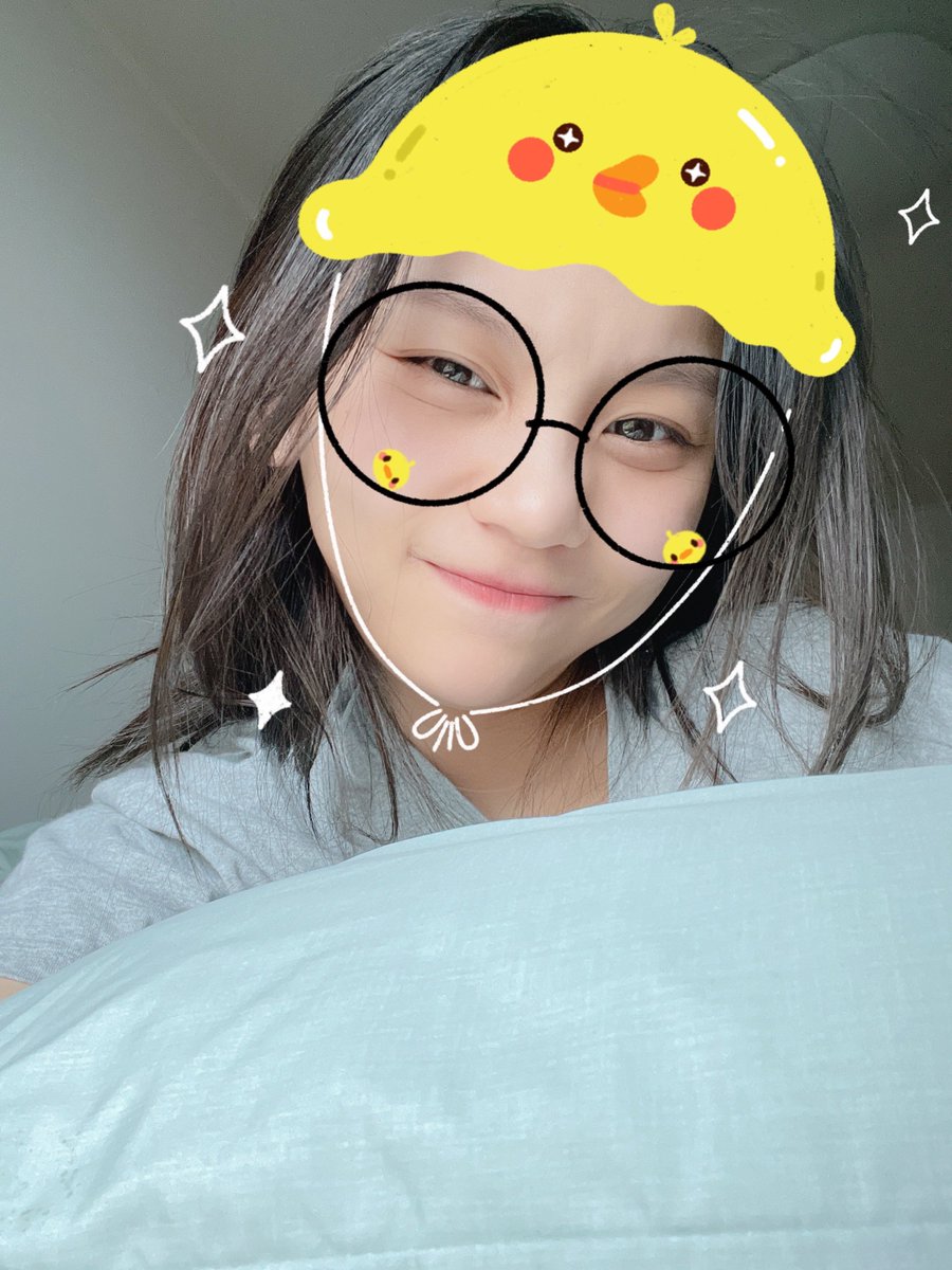 gfrdweverseth's tweet photo. —💭[211121]

🐹: ☀️
แหะแหะ ตอนเช้าตรู่ ◟( ˘ ³˘)◞ ~♡

#vivizdaumthtrans 
@VIVIZ_official #VIVIZ #비비지 https://t.co/vXtj75Udyr
