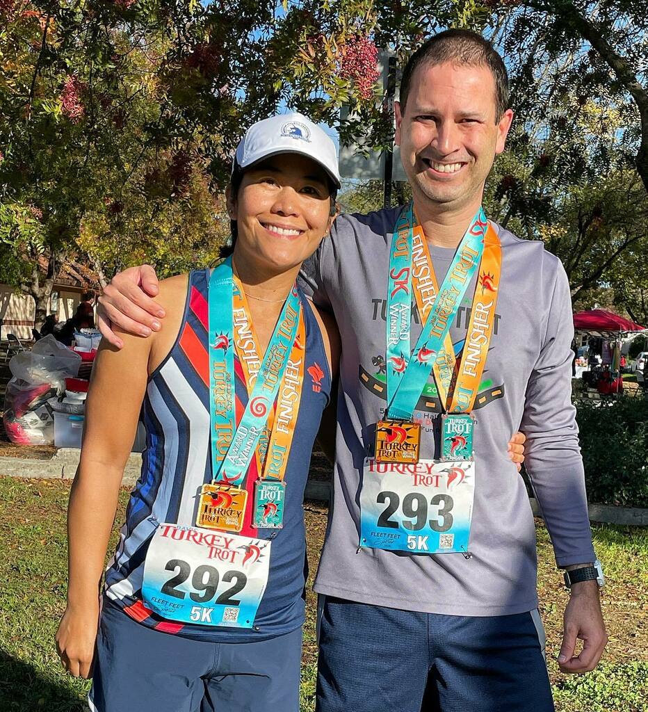 runhikenplay's tweet photo. Great run this morning at the #DavisTurkeyTrot 5k! Hubby and I both managed PR’s while getting 1st for our age groups! Time was 23:43, an 8 second PR! 🏃🏾‍♀️💨💪🏽

#RADrabbit #RabbitResults
#runningmom #runningmotivation #runner #running #instarun #womenrun… https://t.co/KOrLo2PKBt https://t.co/hmXWkKfBB6