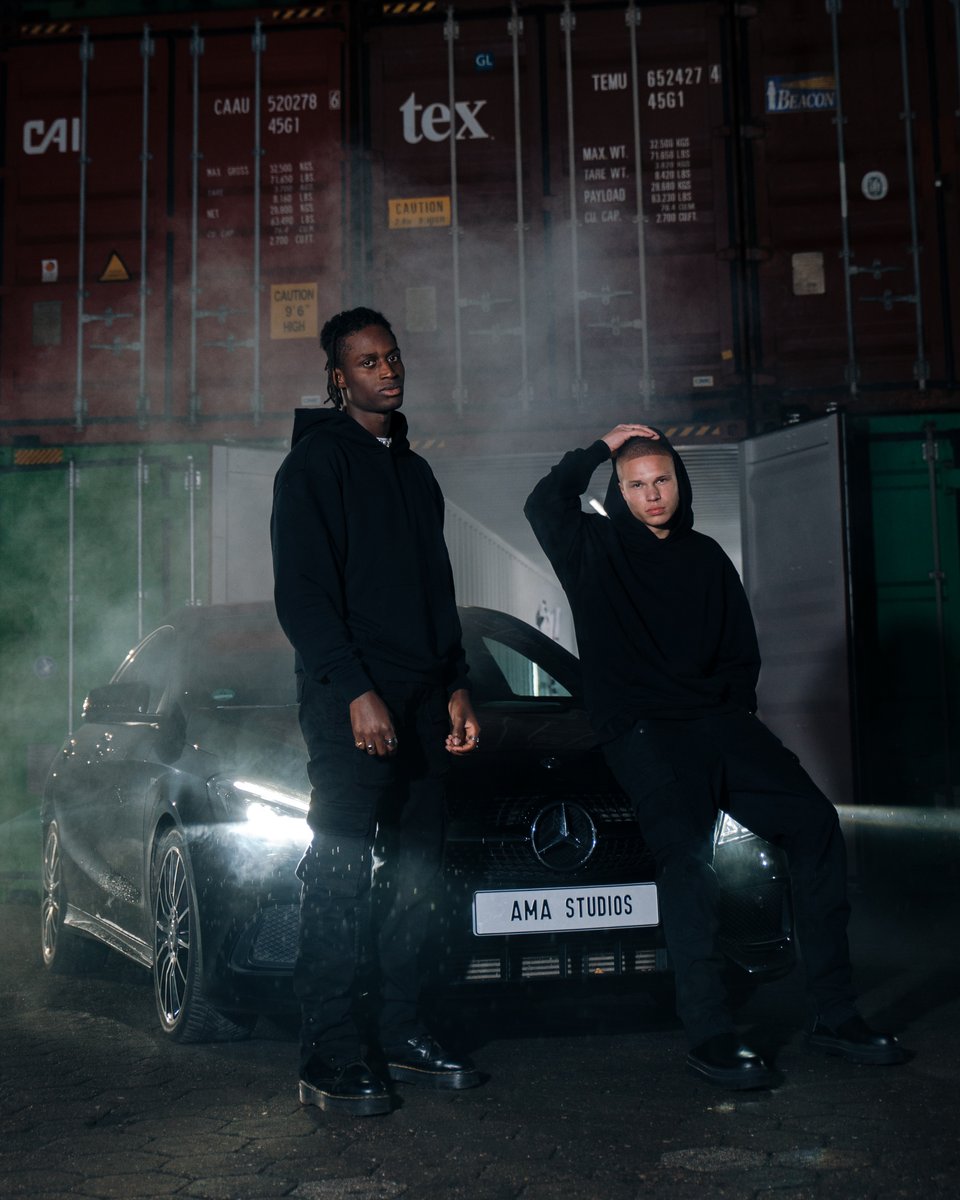 New drop is coming!
Only 6 days left until the Genesis Drop.
You can expect the usual premium quality in all black design with artworks by the shooting star artist @ martin.tardy and the best fits we have ever had!