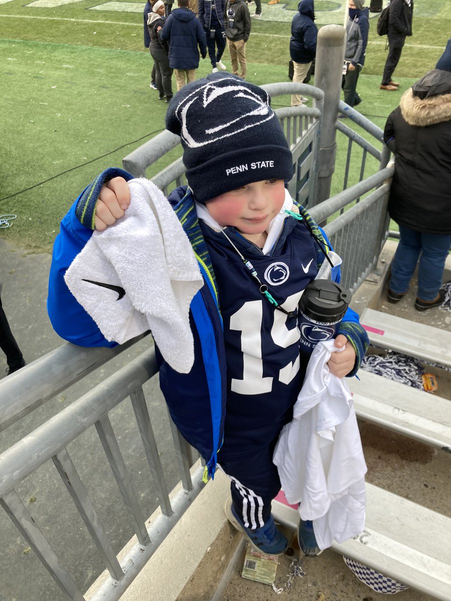 nbuttorff's tweet photo. I would ❤️ 2 know which @psufootball player gave my son a game towel at the tunnel postgame. I want to say TY properly. They were walking out of tunnel with @VeilleuxQB11 at same time as @coachjfranklin for his post game PC. My son loves it (even if he doesn’t look excited) https://t.co/8AvV8i3bjG