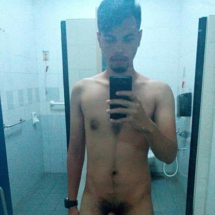 lancapstr2's tweet photo. nk tgk mamat rempit ni beraksi? retweet https://t.co/v3aEWkLE8P