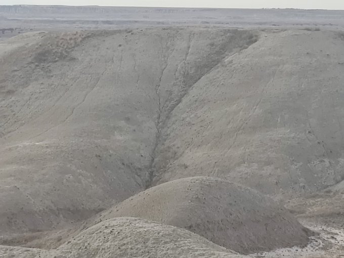 The Badlands reminded me of my pussy tbh https://t.co/G6g99r5GV5