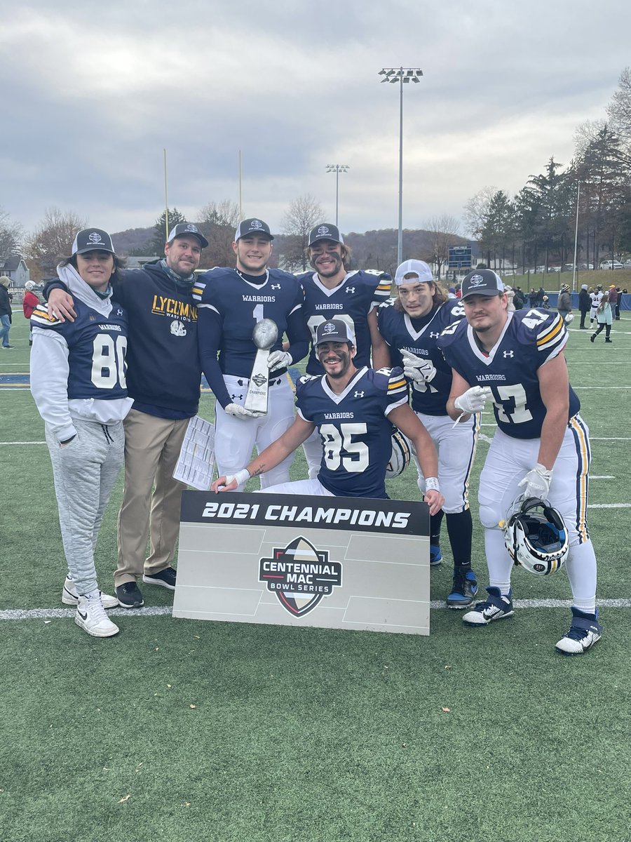 coachwagslyco's tweet photo. What a year for our kids. Couldn’t be prouder of these seniors and how far this program has come in three years. Love these kids, love this program, love my alma mater! Bowl champs!!!!! @WarriorsFBall #STA #TTC https://t.co/mjd7vbq8v5