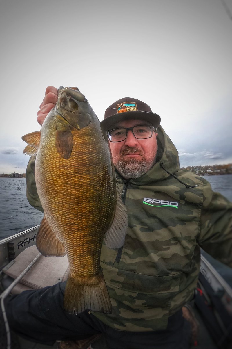 5.77 on the good ole <a href="/SEMoutdoors/">Steve Eric</a> <a href="/MEGA_JIGS/">Mike Prasoulis</a> Tube Jig @Anglers_Choice Tube combo! Caught on my <a href="/Lews_Fishing/">Lew's</a> Tube Special Custom Speed Stick and Speed Spin setup. @SPRO_USA Gouken 14# FC has performed flawlessly.
