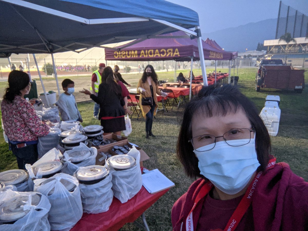 Serving lunch &amp; dinner to 150 band directors at the 68th annual Arcadia Festival of Bands.  Volunteering w/other parents, students, &amp; alumni parents to support <a href="/ArcadiaUnified/">Arcadia Unified</a>'s long-standing music program.