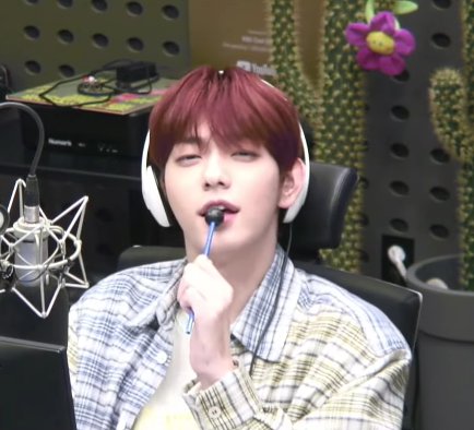 jun7_robin's tweet photo. My little bunny ♡
#SOOBIN 
#TOMORROW_X_TOGETHER #TXT #투모로우바이투게더 https://t.co/VaMZAJIkj2