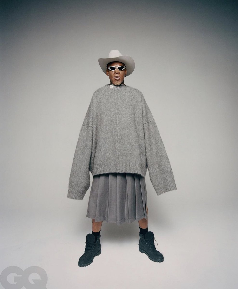StreetFashion01's tweet photo. Dennis Rodman for GQ!!! https://t.co/Pk3JDmEHcH