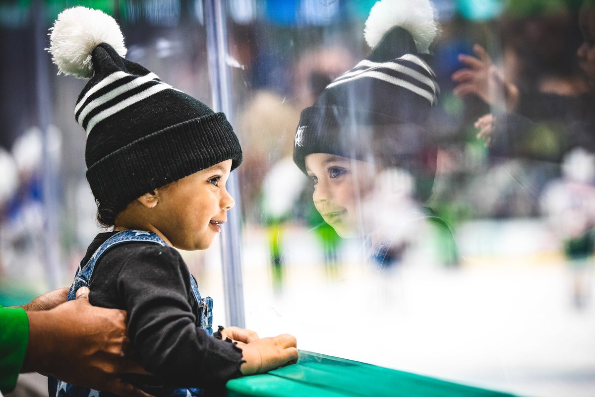 The joy of hockey. 🥰