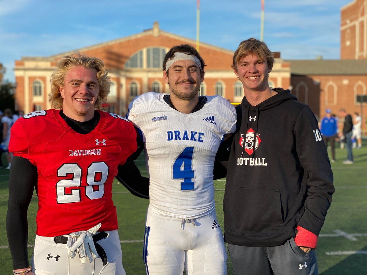 Park city football alumni reunion! ⁦<a href="/swarner24/">Seth Warner</a>⁩ ⁦<a href="/JLukrich4/">Joey Lukrich</a>⁩ ⁦<a href="/MarkMcCurdy17/">Mark McCurdy</a>⁩