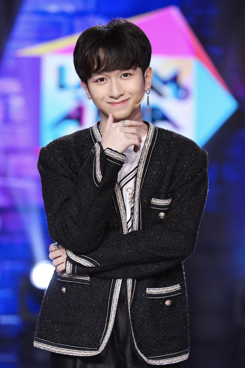dhd_official's tweet photo. i’m so happy to join the guest of The Wall Song Vietnam - Lạ Lắm À Nha 💖 https://t.co/lG3XI4v2wG