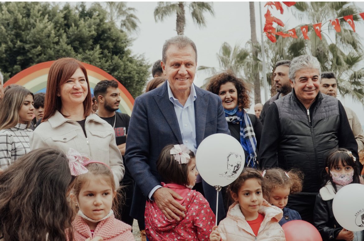 OlcayTok33's tweet photo. Tüm çocukların eşit şartlarda yaşadığı bir dünya dileğiyle… https://t.co/fwBUiO57VL