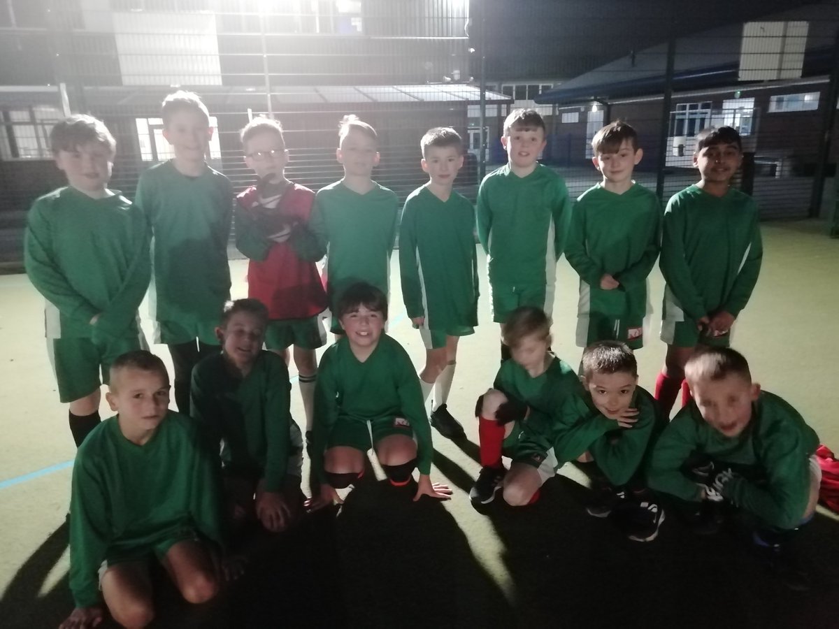 test Twitter Media - Y5 boys football. The boys went to KHB for practise on Friday against rivals Chilcote. They were divided into Team Holly and Team Wood. It was very close at times and they won at least 2 games of the 5 that were played, making Mr Ryan's decisions difficult. Well done boys. https://t.co/vvdFx5wn0J