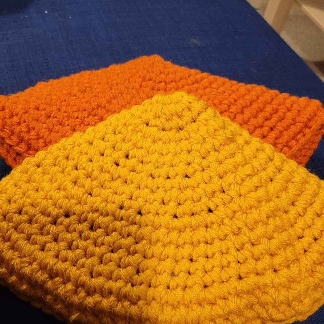 DrewniaksShop's tweet photo. Finishing up the orders that go out on Monday!
>>Link in Bio<<
#wip #mushroom #mushroomhat #amanita #workinprogress #workingonorders #bestseller #madetoorder #crochet #handmade #handmadegifts #christmas #holidays #fivestars #fivestarreview #shopsmall https://t.co/52b6NGHDHz