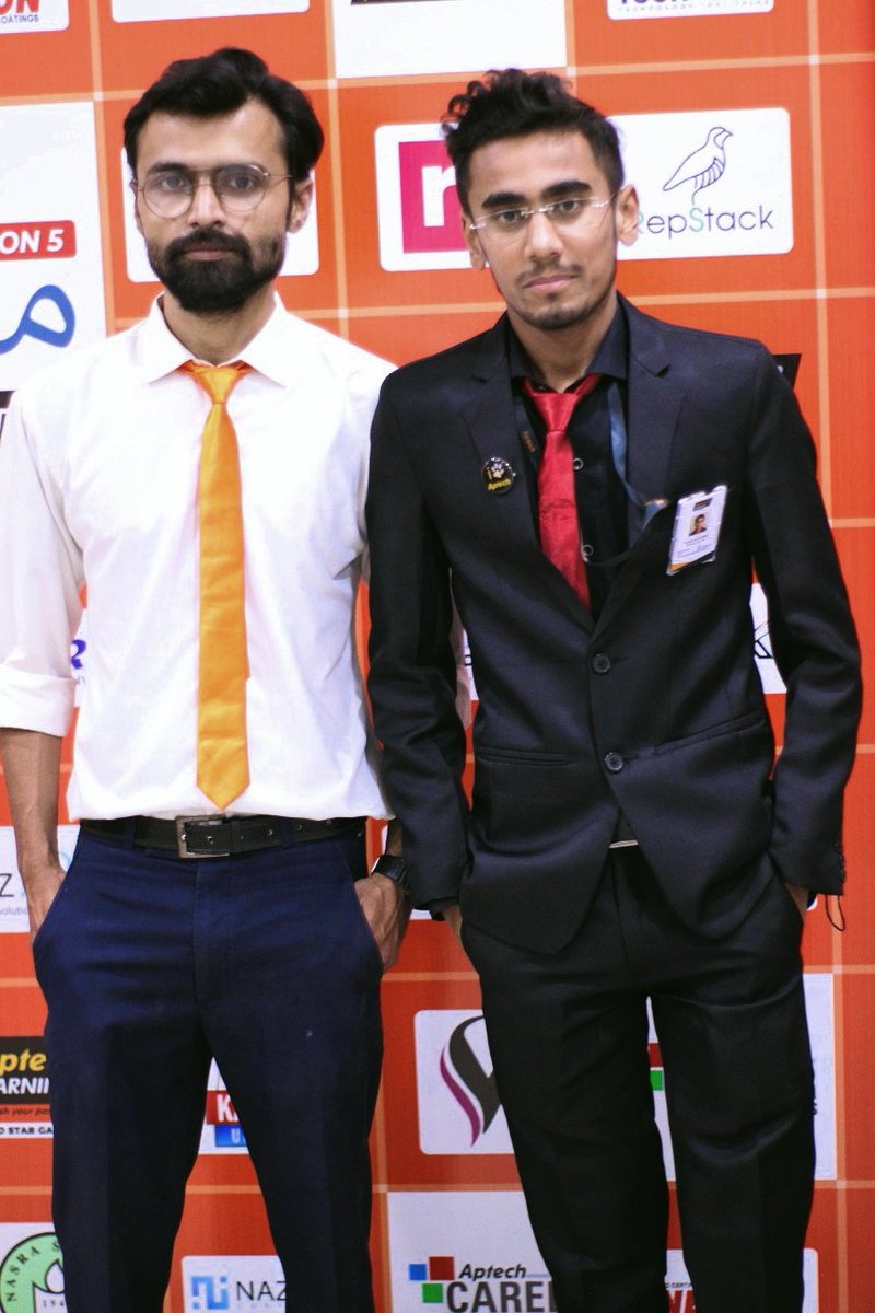 huzaifaqadeerDM's tweet photo. #AlhamDulellah another event successfully completed
@Aptech_MSG organized an event #JobMela season 5
40+ companies are participate in this event.
Indeed it was a great event & #TeamMSG making it more #awesome 👍
#event2021 #aptech #jobfair2021 https://t.co/IGJqlnks55