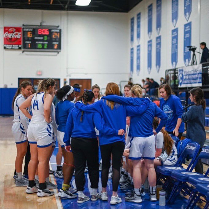 CovenantWBB's tweet photo. Itβs the most wonderful time of the year! #hoopsseason #CCWBFAMILY https://t.co/Dc4SNYJ8df