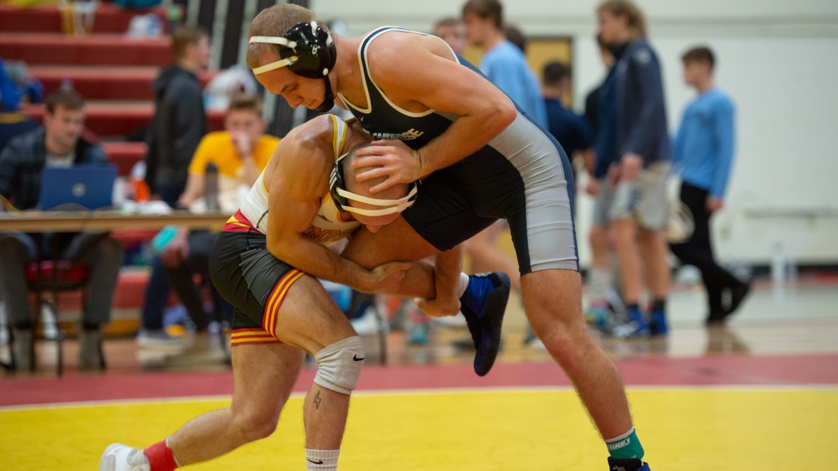 StormSports's tweet photo. .@sstormwrestling was led by a quartet of third-place finishes at the Coe Invite on Saturday.

Padilla, Stewart, McCoy and Silva all finished third in their brackets, while six other wrestlers placed.

📰 https://t.co/TS8sHnKStJ

#ONESimpson | #rollriversWRESTLE https://t.co/f8nYvLmyX5