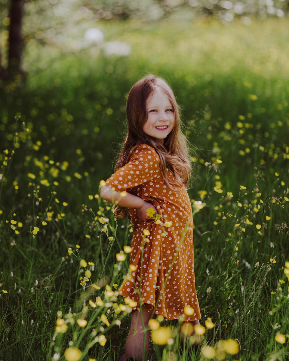 CityNewsVAN's tweet photo. There’s an outpouring of support for the family of a little girl who died in a car crash just days after she and her loved ones were forced to leave #Merritt because of flooding. Her mother is remembering her daughter as a "bubbly, sunshine, little girl" https://t.co/UoRxIMHCZO https://t.co/ttnlwzqj5V