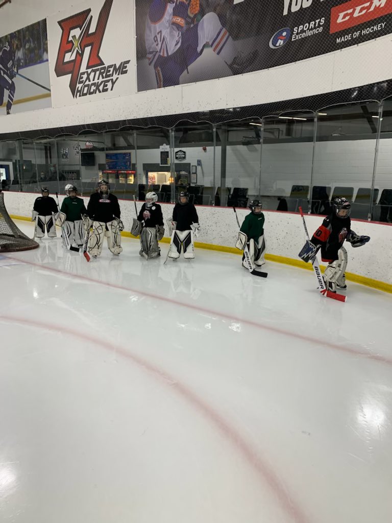 PrairieStormSK's tweet photo. Today was the Day 1 of the PSMHA Goalie Development Series being offered free of charge for anyone in U9 or U11 to come give the position a try. Thanks to #IncreasePerformance for working with all these future goalies. Full details are available at https://t.co/WSap3y0JhN https://t.co/sGxtSoRZXl