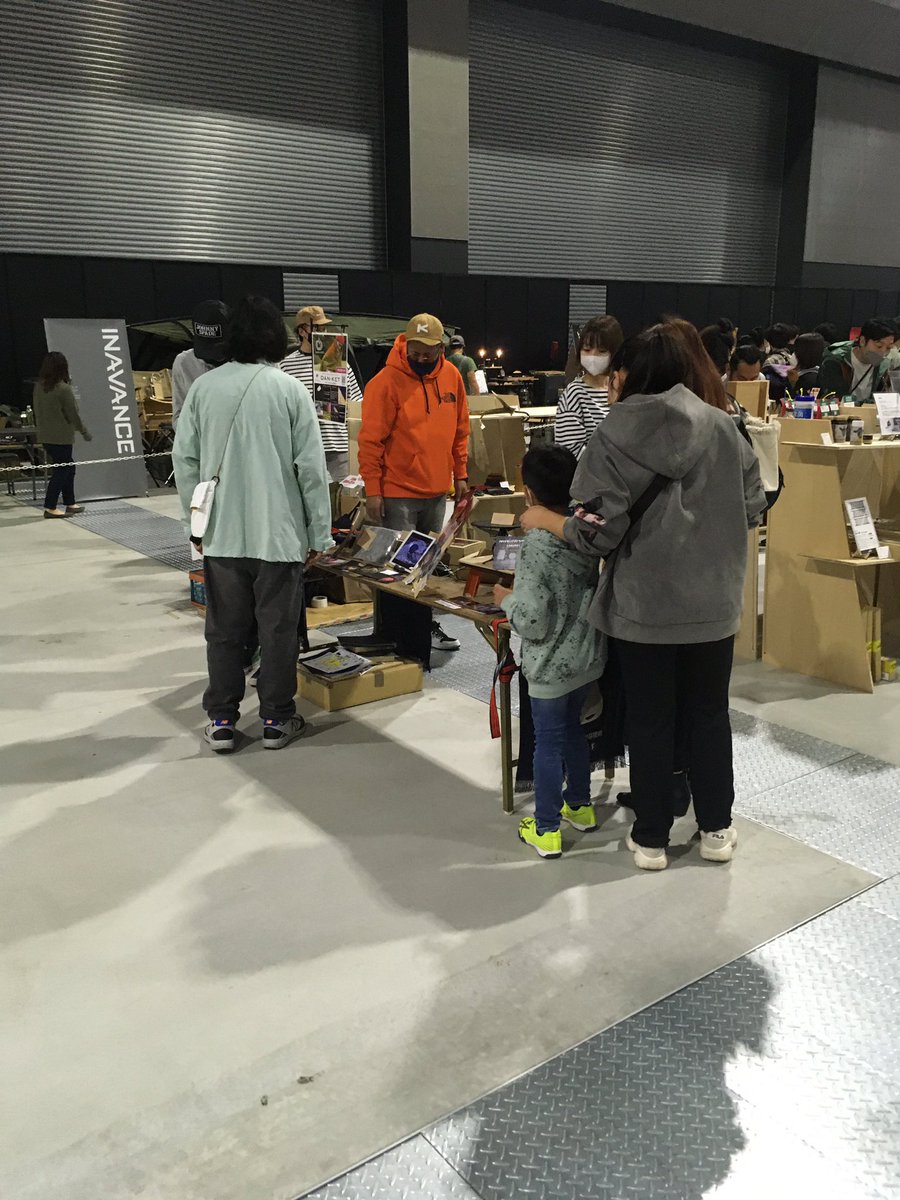 AKISHIMACAMP's tweet photo. 本日最終日！FIELDSTYLE jamboree 2021出展してます！

お陰様で大盛況です！！
是非ぜひ、皆さんお越しください！！

Twitterをフォローして頂いたお客様さまにステッカープレゼントもしていますよ！！

(公式ページ)https://t.co/okKaDQs8Y7

#fieldstyle #ブース番号は111(.HYGGE MARCHE) https://t.co/2Z26zqfJ1i