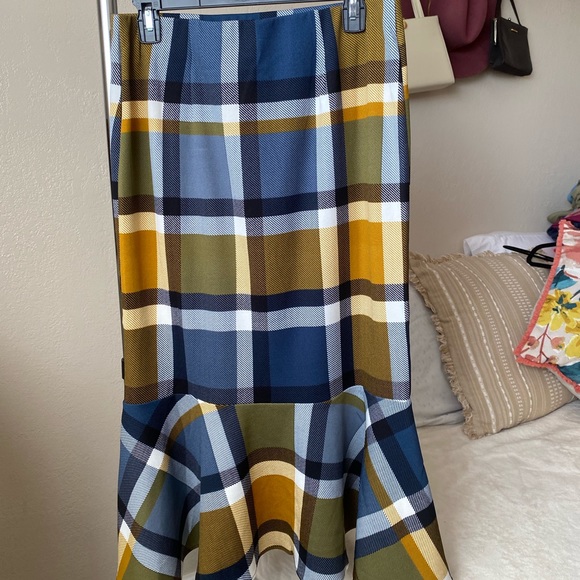 bgorhuff's tweet photo. So good I had to share! Check out all the items I'm loving on @Poshmarkapp #poshmark #fashion #style #shopmycloset #drscholls #maddengirl: https://t.co/r15rKoa04z https://t.co/WvwWrKKCIS