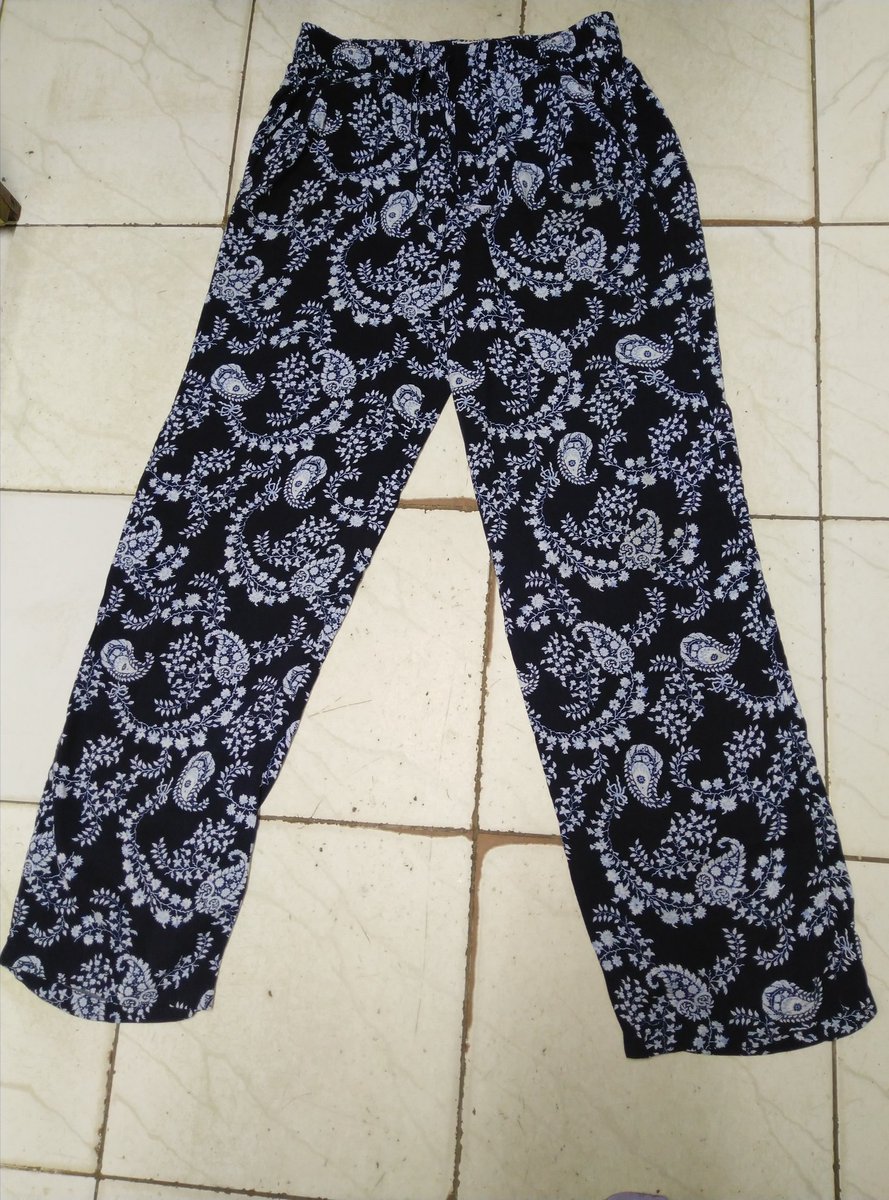 LMathinji's tweet image. #SantoriniChallenge

Wale wanatambua pallazo. Prints tamu and unique. Ladies this is for you!!!

At 550/=
📌 Shop A16 Cubes Exhibition Moi Avenue, next to Lingerie world.