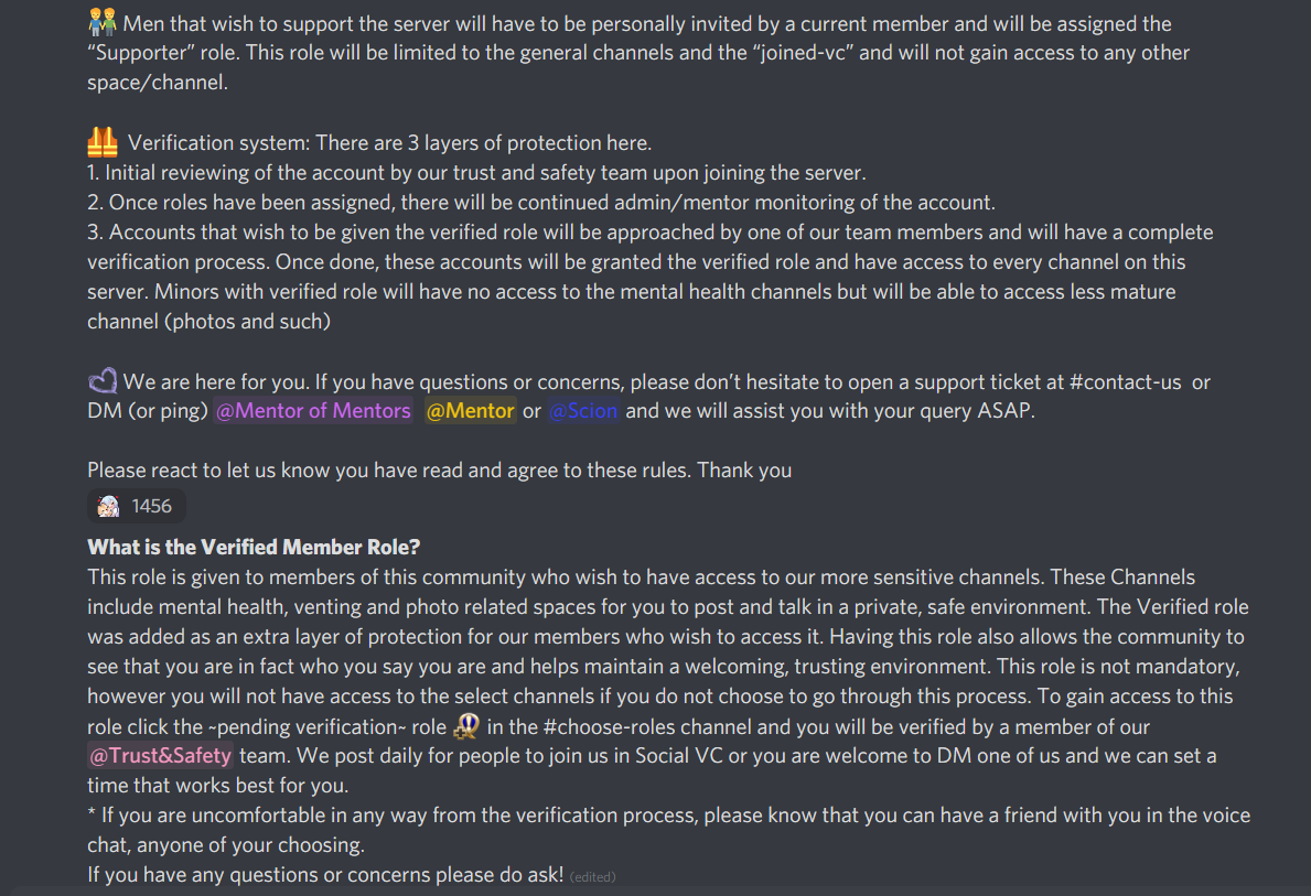 jadecred's tweet photo. just a PSA, if you're a trans or nonbinary person looking to join the "ffxiv girls only" server, i would strongly advise that you steer clear. i experienced some pretty serious transphobia tonight from their verification team in my DMs (details in thread) #ffxiv https://t.co/R0TcnvgVs3