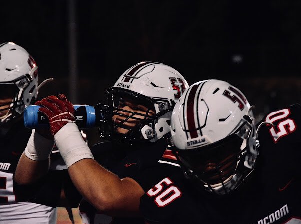 It’s was an honor playing with y’all  love you brothers. <a href="/70_NickBarnes/">Nicholas Barnes</a> <a href="/7_stowers/">Sam Stowers | 330 lbs | 6'4" | 3.4 GPA | C/O '22</a> <a href="/BrewsterRafael/">Rafael  Brewster Jr</a>