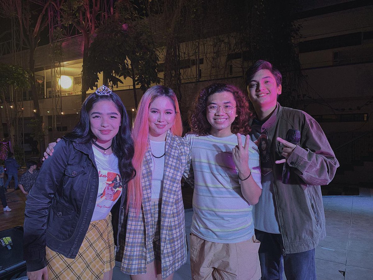 YengPLUGGEDin's tweet photo. Direk @dolliefication natouch ako sa post mo. ❤️ Napakasaya ko na maging part ng project mo at ng iyong team nila @blythe  and @imsethfedelin . Mahigpit na yakap Direk! 

Abangan po natin ang Saying Goodbye sa iQIYI. 👍🏼 https://t.co/cauYt5u1tj
