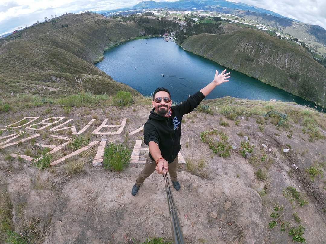DiegoZ_Designer's tweet photo. Enamorado mil veces de mi bello. 😍 #Ecuador #viveintensamente https://t.co/oLJ22NzeYD