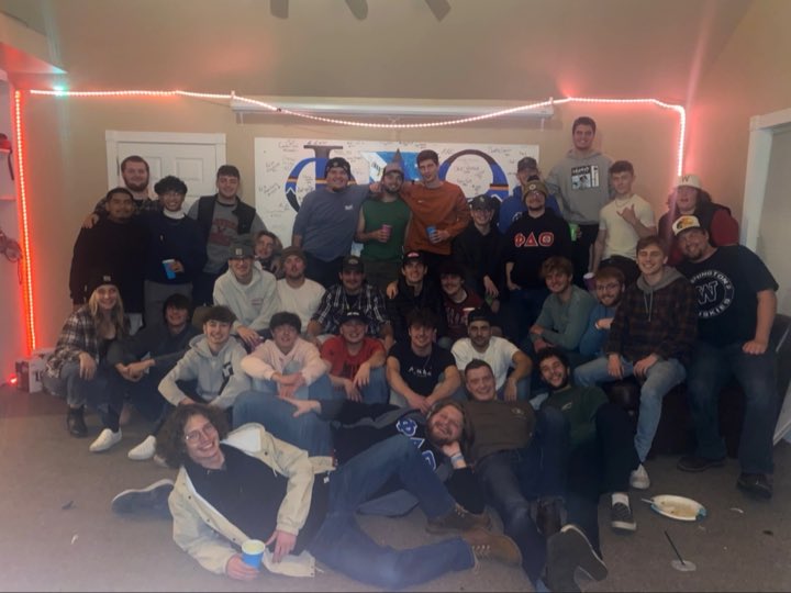 Friendsgiving 2021
-
#phideltatheta