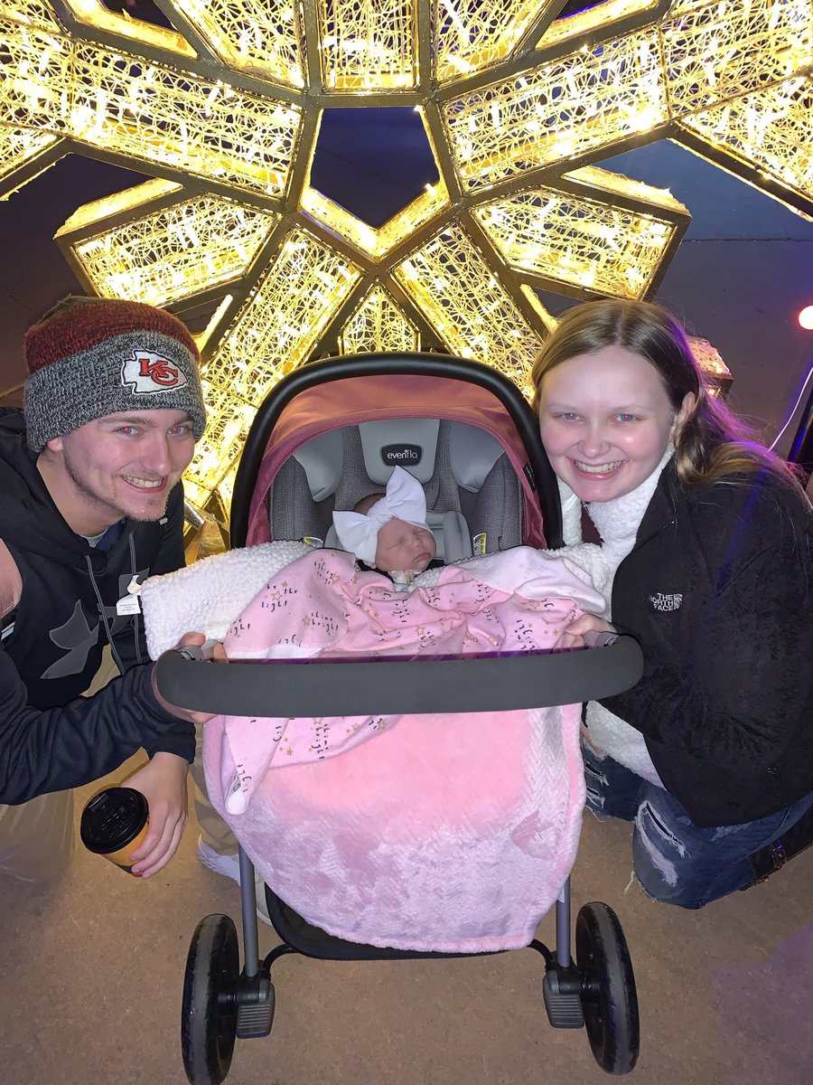 _KenzieGreen17's tweet photo. We have the cutest family there is 🥺💕 https://t.co/PdWVZfuHbF