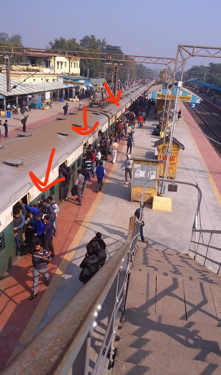 Asit3699's tweet photo. Asit
@Asit3699
For Passenger amenities of Ichhapur (IP) Station, some Barrackpore locals should be extended upto Ichhapur Station in rush hour. 

@drmsdah  @EasternRailway  @RailMinIndia  @RailPassengers  @SrDME_SDAH @spsingh1968 https://t.co/wVZYuWEltw