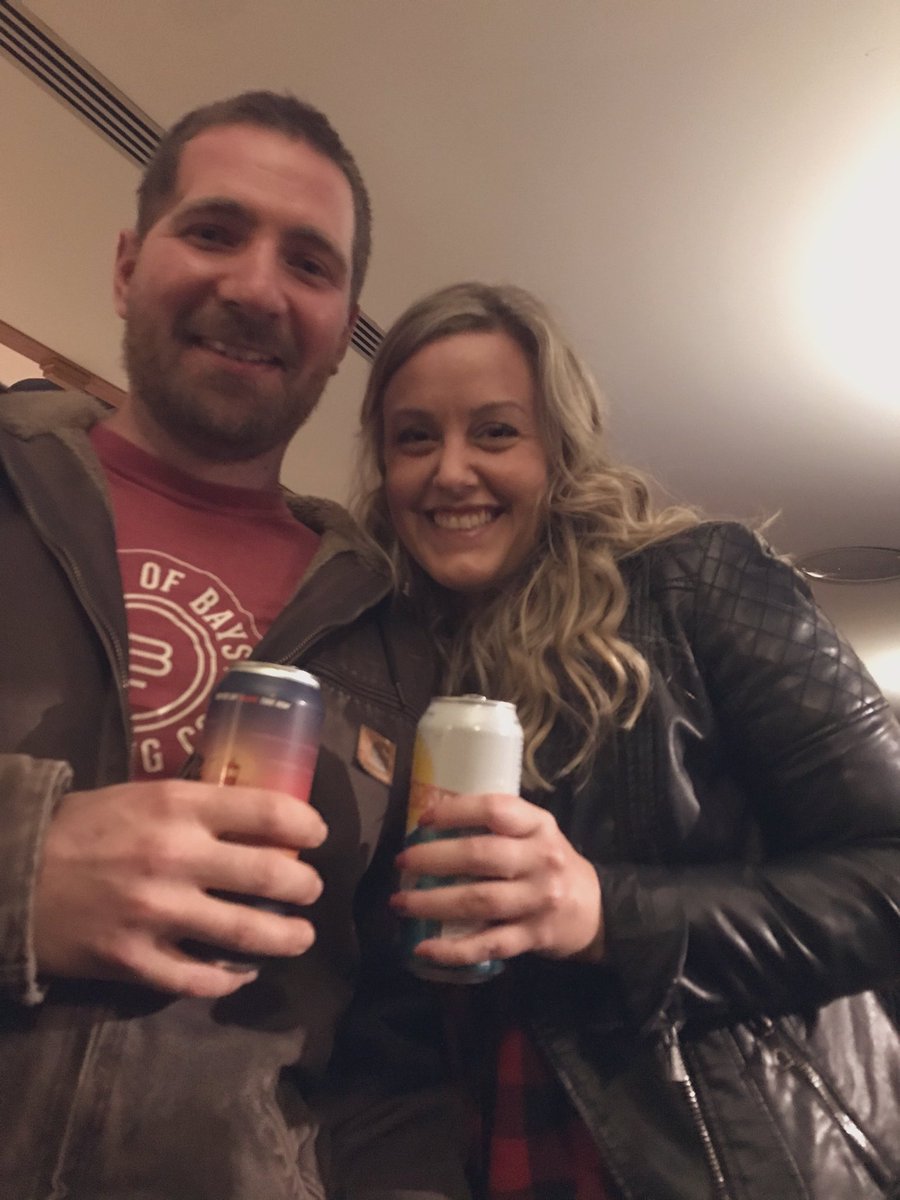 Corrig21's tweet image. Been over two years since my last concert. This one was pretty great! 🎻🎶

#birthdayshenanigans #AlanDoyle #1234 #wedontwannagohome #ordinaryday