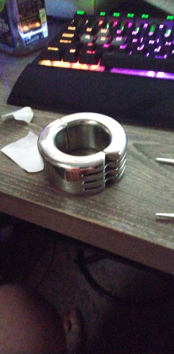 FaustKieran's tweet photo. New toy! 19 ounces in the largest diameter I could find. Feels great https://t.co/5MxUnGnNPs