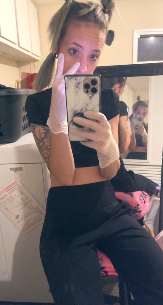 Rikkibarbour's tweet photo. Stay tuned for another episode of rikki’s mental breakdowns. Guess what color this time ☺️🥴 https://t.co/k6DiSVbtsA