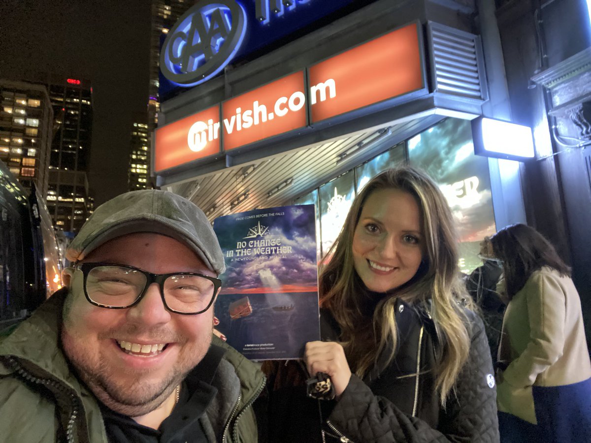 justbegemma's tweet photo. Thanks for surprising me with tix @_BrittanyWhalen!!!
#NoChangeInTheWeather 🎭 https://t.co/7DefHMgJSN