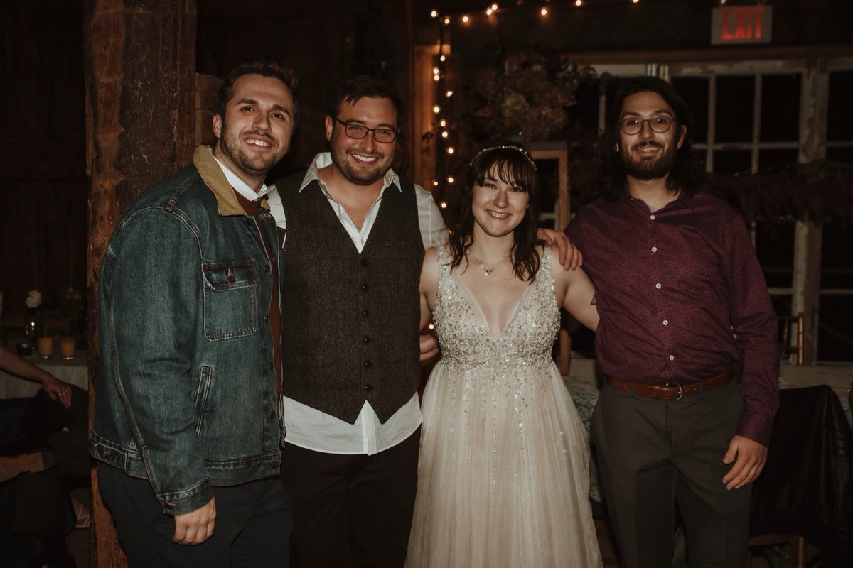 Lea Drogalis Beckham (@lea_drogalis) on Twitter photo From lab mates to friends for life, that’s the way we became the Batey Bunch #bateylabalumni <a href="/ZacHolmesPhD/">Zac Holmes, Ph.D.</a> <a href="/BateyRNA/">bateyRNAlab</a> From lab mates to friends for life, that’s the way we became the Batey Bunch #bateylabalumni <a href="/ZacHolmesPhD/">Zac Holmes, Ph.D.</a> <a href="/BateyRNA/">bateyRNAlab</a>