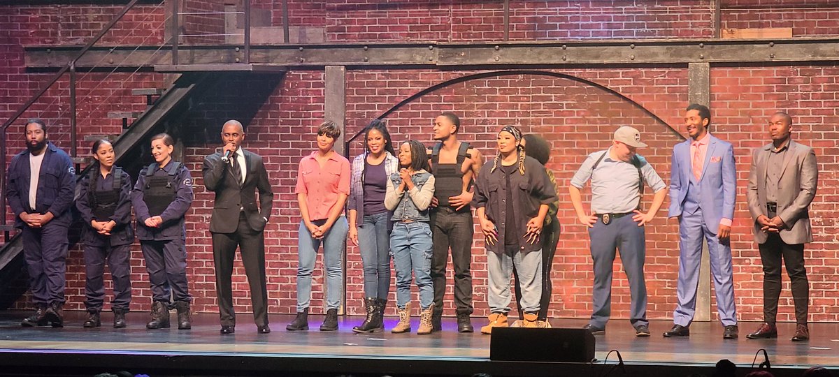 BillyBronco951's tweet photo. Great job by the cast of #setitofflive especially @NessaSimmons @sosobrat.  Loved it https://t.co/xRkOEadlAF