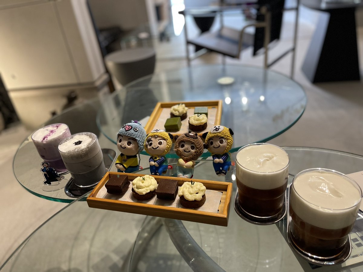 SK182709's tweet photo. 久しぶりの鶴橋〜
いぷにのDVDは2日目の日本のしかなかった🥺
オフラインコンも見たかったのに…
#홍콩반점
#Moyang https://t.co/YPI5ns5jlZ
