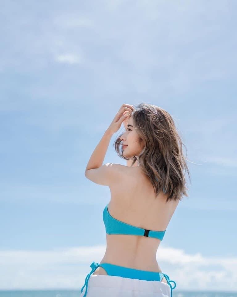 𝐒𝐊𝐘 &amp; 𝐒𝐄𝐀 &amp; 𝐌𝐄 ☁️🌊🦋✨
📸: 𝐓𝐚𝐤𝐥𝐨𝐧𝐠𝐤𝐮𝐤𝐤𝐢𝐤