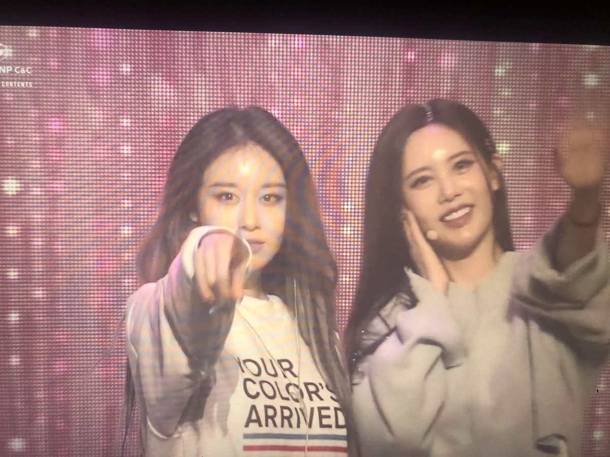 FCQRIVN's tweet photo. REHEARSAL FAN MEEETING~ https://t.co/OiX8wb3NCA
