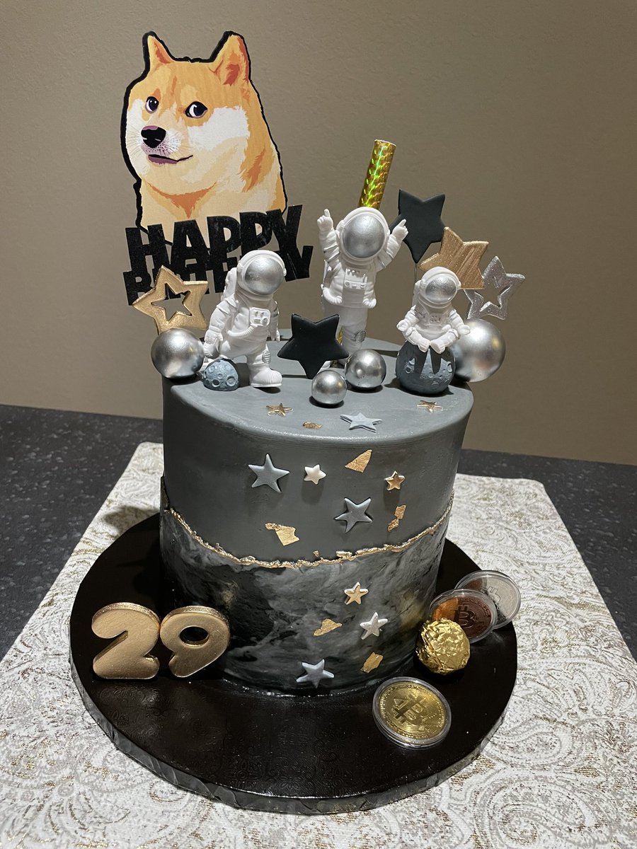 Birthday cake is on 📍 #dogecoin #bitcoin #crypto #cake