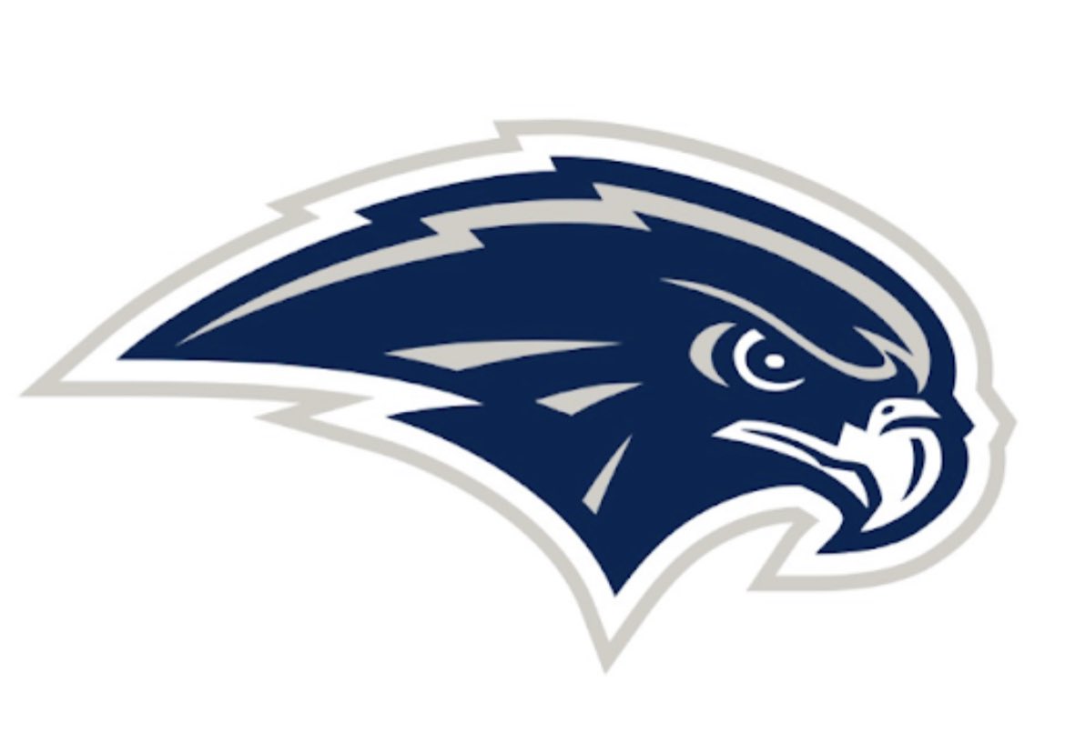 John_Stout12's tweet photo. Big Thanks @Mikedeesel for the invite to the game tonight. Good Win @GilaRiverHawks 49-42
@JGermaine7 @Coach_Stone99 https://t.co/FV4vVuWEwU