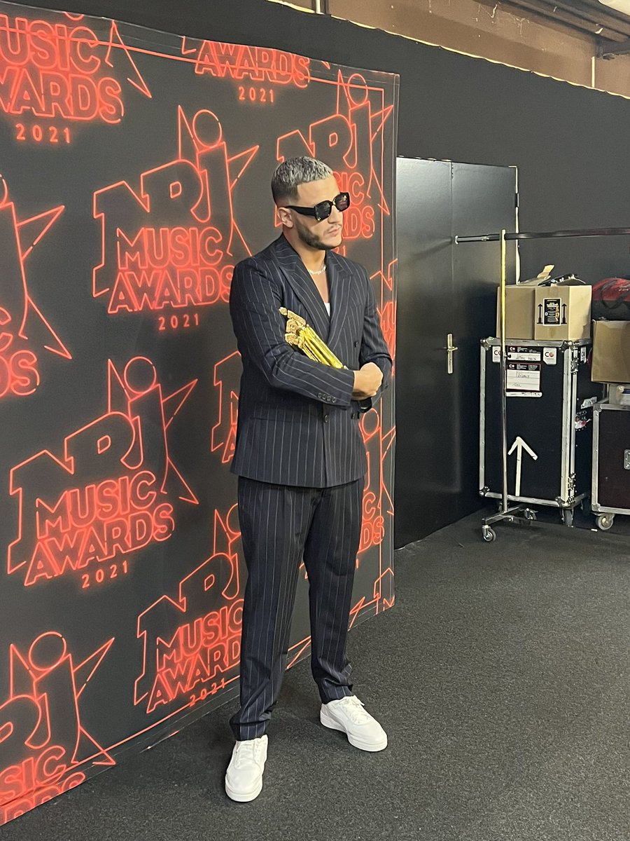 Big congrats to best Dj
Quelle star @djsnake  #NMA #NMA2021 #NMA 🏆