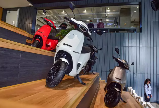 PatelTale's tweet photo. PR vs. Reality?

Ola Electric delays deliveries of its electric scooters yet again

https://t.co/c8aVEh4Fx0 https://t.co/b9ncKQDNPS