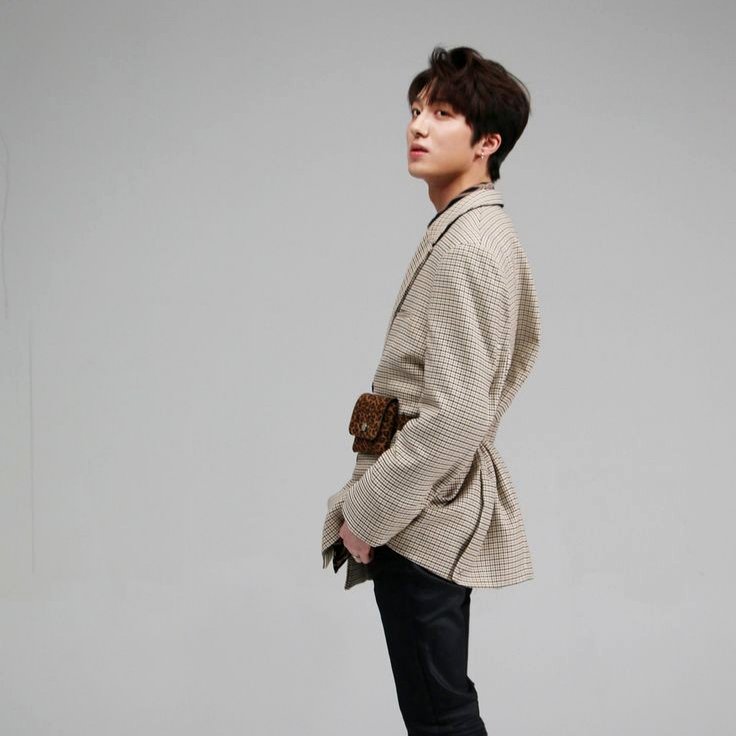 xsolemio's tweet photo. ────────  ♯ ❐❜

❝ C h a n i : f e m  A U : https://t.co/Gb2Tgnr75P