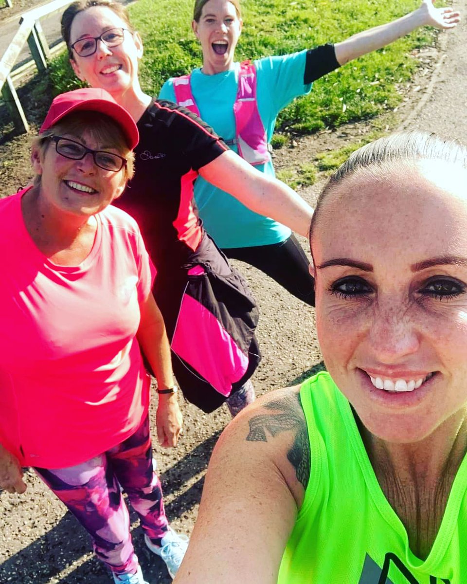 TheRunFitClub1's tweet photo. #Wevegotthis 💪 
#runtogether #bettertogether #strongertogether #ukrunchat #activebasildon #activeessex #FindYourActive #WalkingBasildon #WalkingEssex #runningbasildon #runningessex https://t.co/B9UPZOhYmu