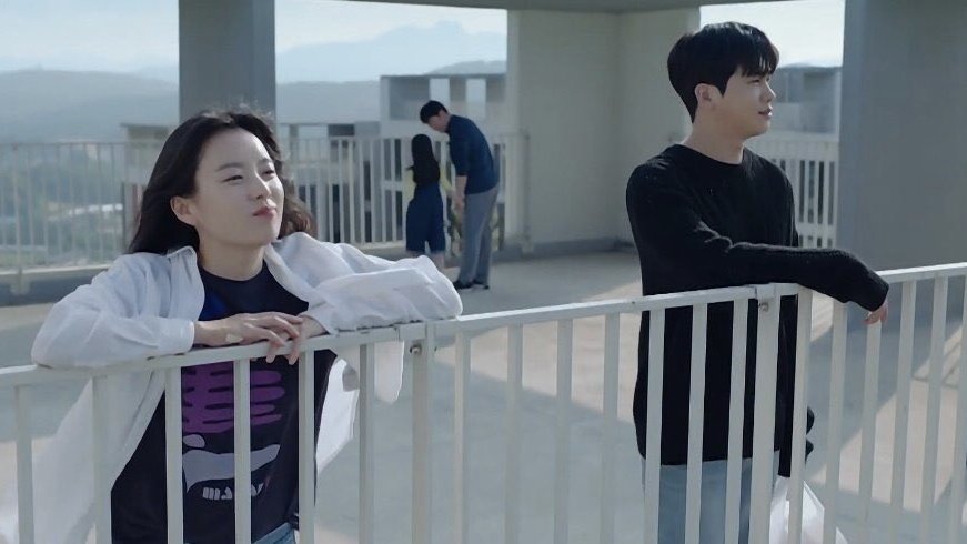 iconickdramas's tweet photo. Found a comfort couple in an apocalyptic thriller drama 😭 THEY ARE REALLY GIVING ME EVERYTHING #Happiness https://t.co/TwBK2N0VQ6